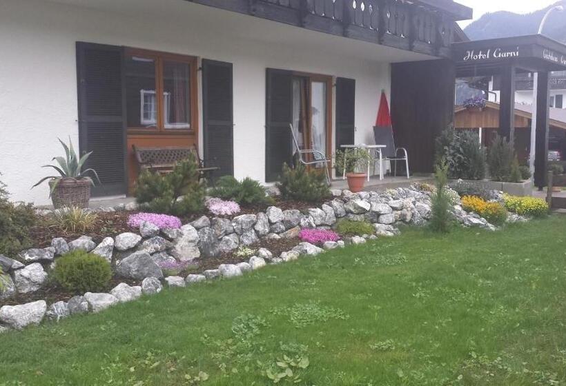 هاستل Gästehaus Carola