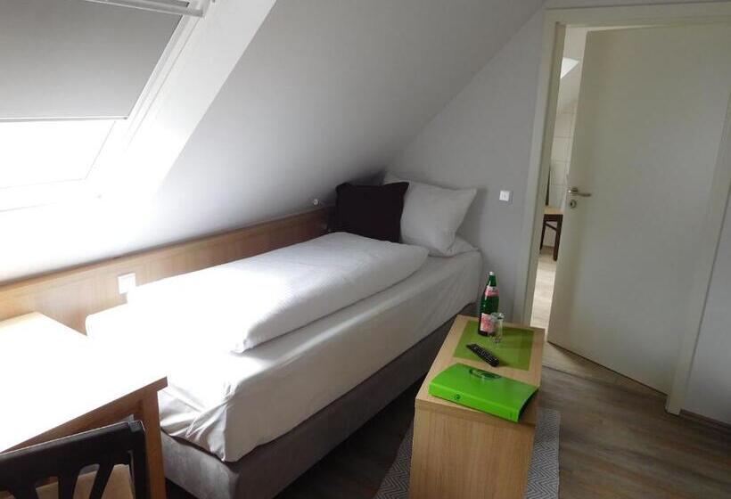 Общежитие Inn Landgasthof Zur Gemütlichkeit