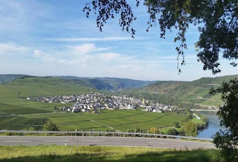 ペンション Gästehaus Bollig