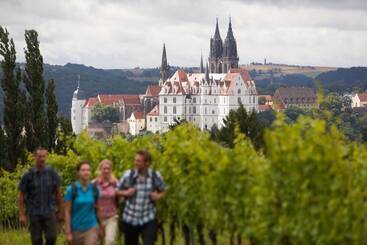 پانسیون Gästehaus Im Weingut Schloss Proschwitz