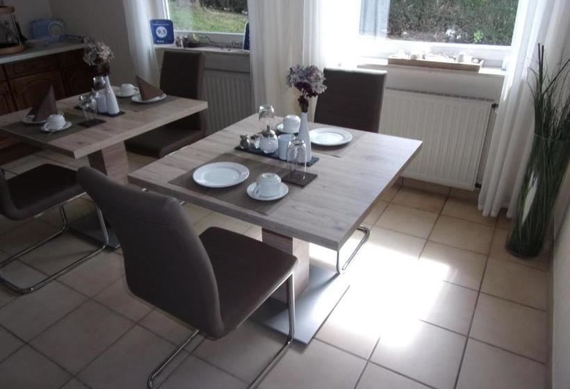 ペンション Gästehaus Lohmann