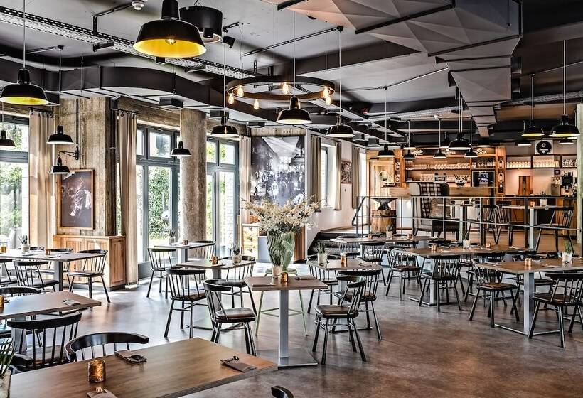 Пансион Haus Am Park  Ihr Gästehaus In Velbert