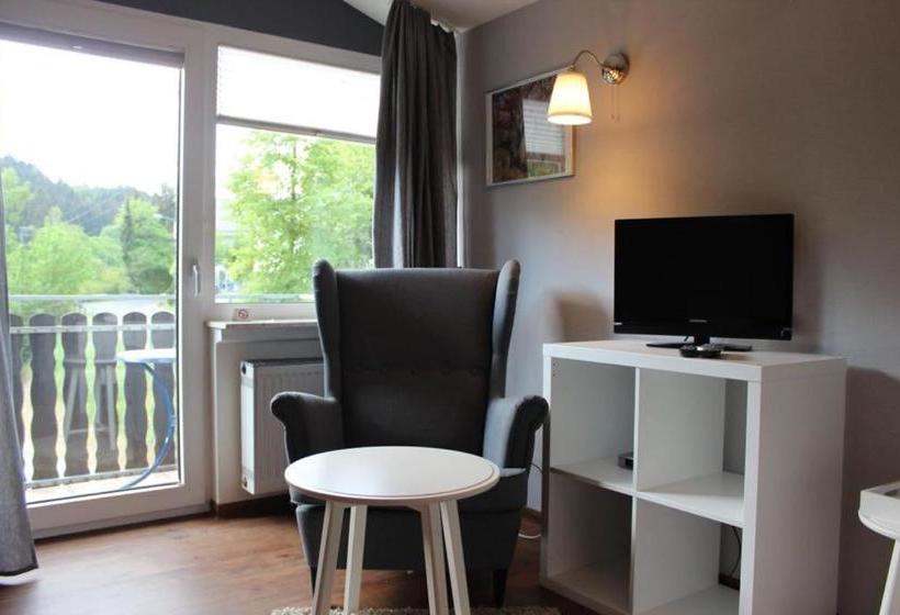 ペンション Auszeit Am Eifelsteig