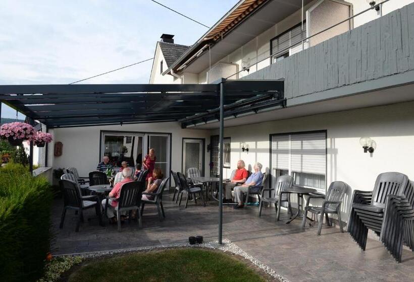 פנסיון Brunnenhof