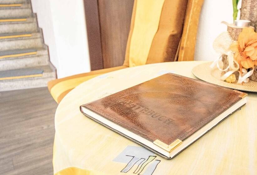 ペンション Gasthaus Tannenhof