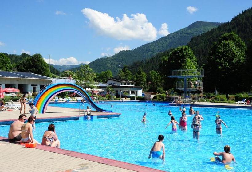 بنسيون Gasthaus Krone Post