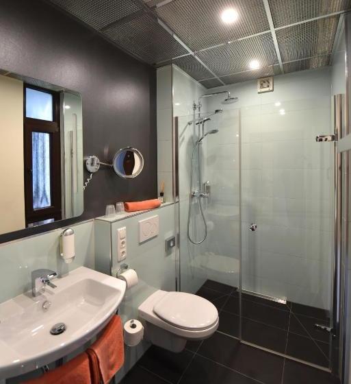 펜션 Gästehaus Und Weingut Bernd Frieden