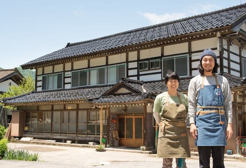 بنسيون Guest House Takazuri Kita