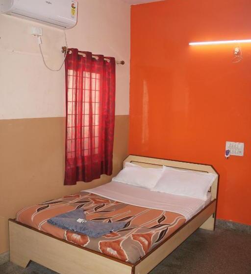 酒店 Santosh Lodge