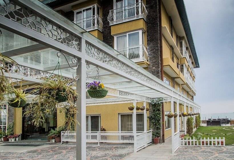 ホテル The Fern Brentwood Resort, Mussoorie