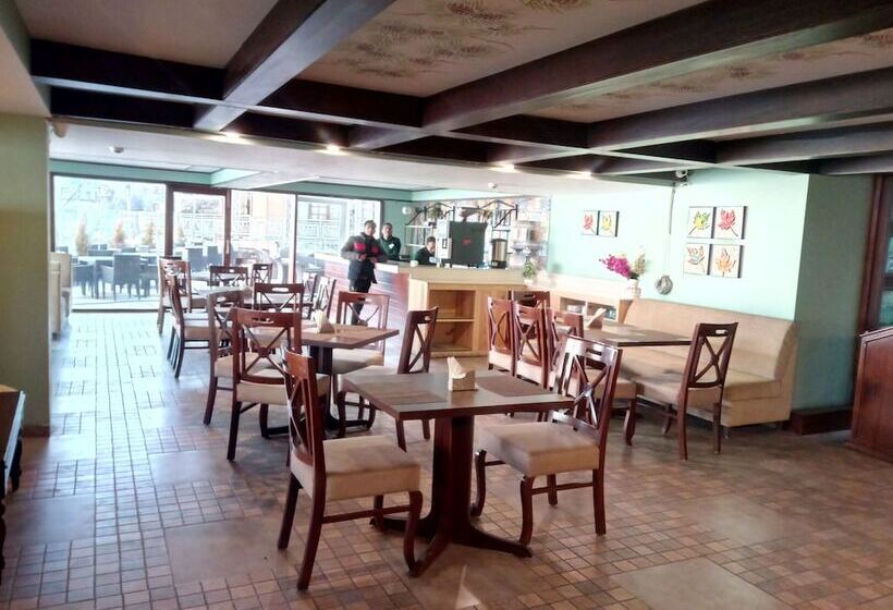 ホテル The Fern Brentwood Resort, Mussoorie
