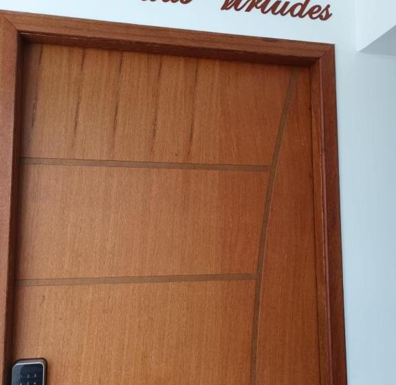 پانسیون Segunda Casa   Seu Cantinho Em Guarapari, 1 Minuto A Pé Da Praia Do Morro! Suítes Confortáveis E Mod