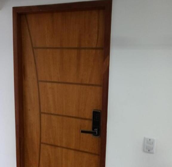 پانسیون Segunda Casa   Seu Cantinho Em Guarapari, 1 Minuto A Pé Da Praia Do Morro! Suítes Confortáveis E Mod