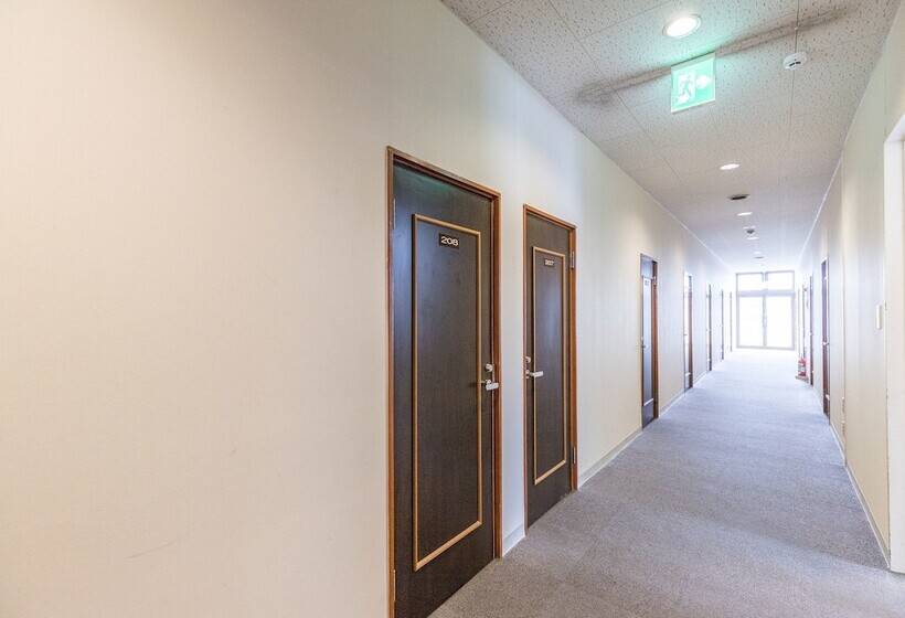 هتل Isesaki East