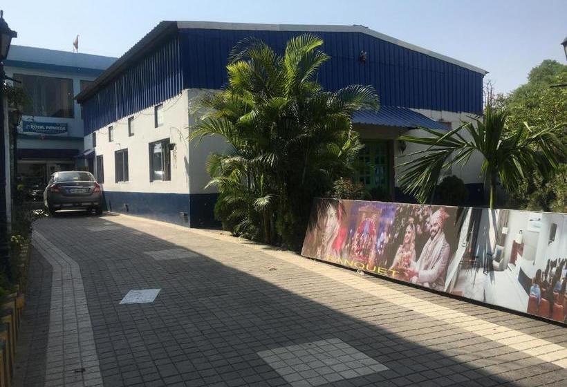 فندق Royal Panacea