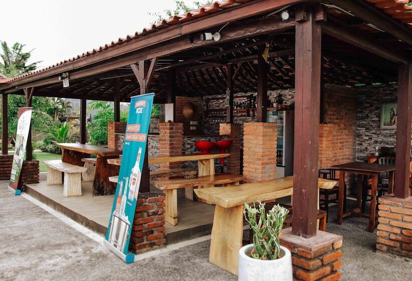 پانسیون Uluwatu Jungle Villa