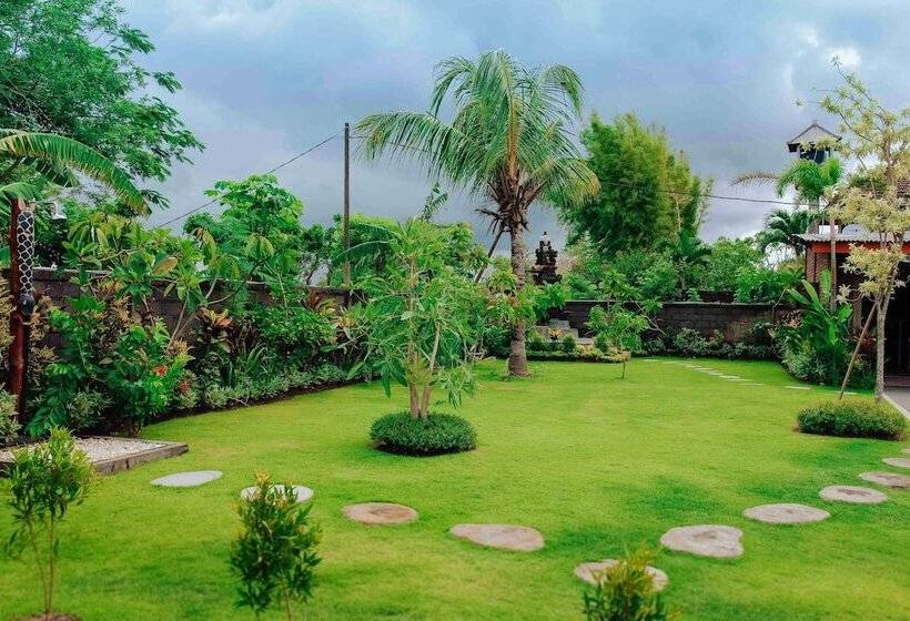 پانسیون Uluwatu Jungle Villa