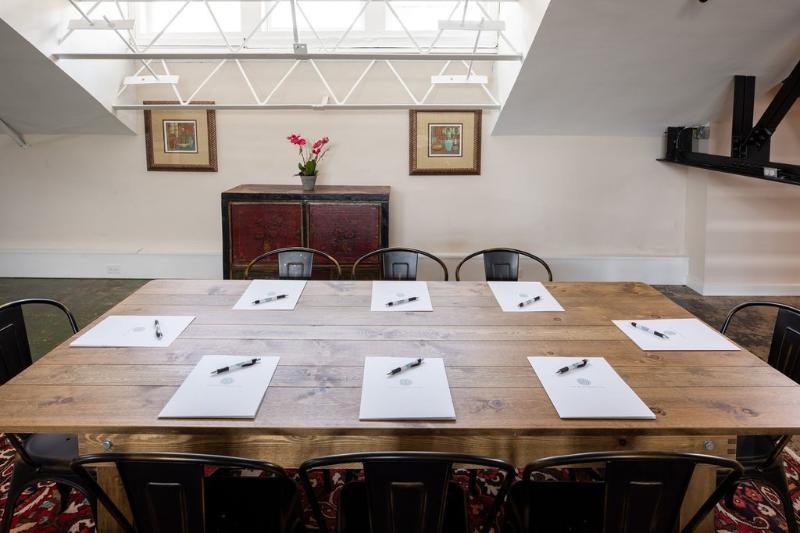 هاستل The Blackburn Inn And Conference Center