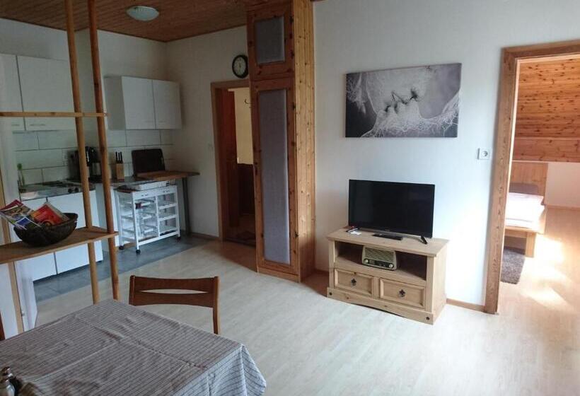 بنسيون Berliner Ecke