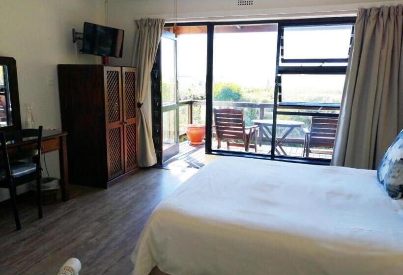 پانسیون Swallows Nest Plett