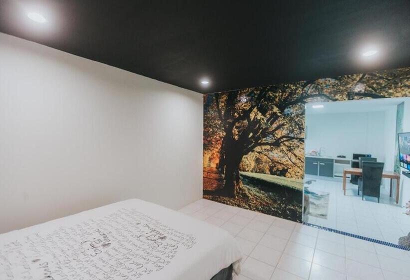 پانسیون Buddha Studios Aruba