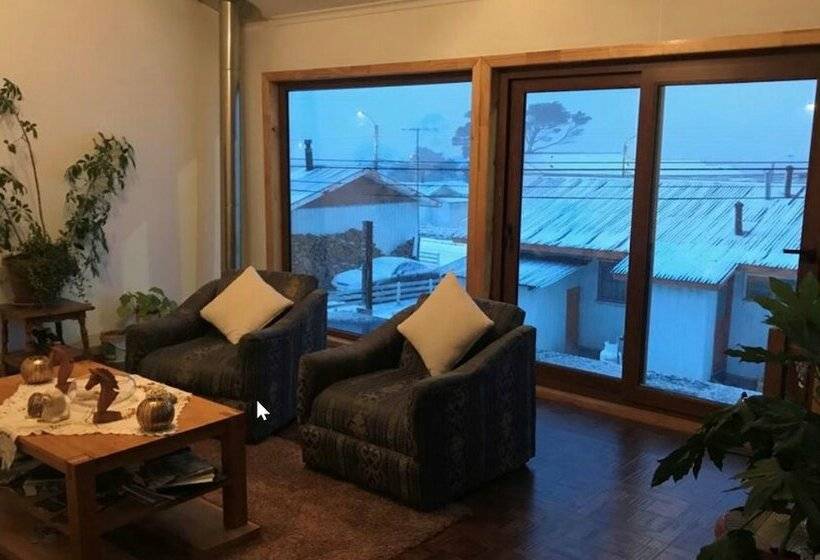 بنسيون Hostal Akainij