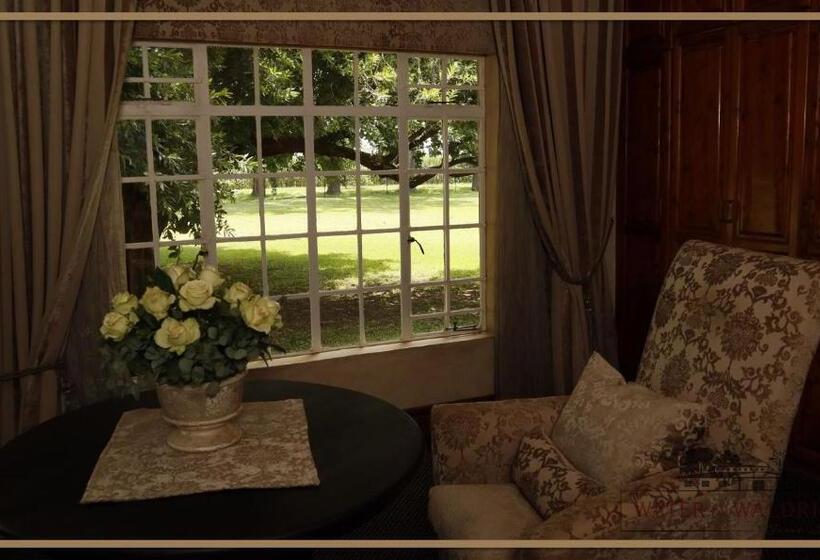 פנסיון Water On Waldrift Guesthouse