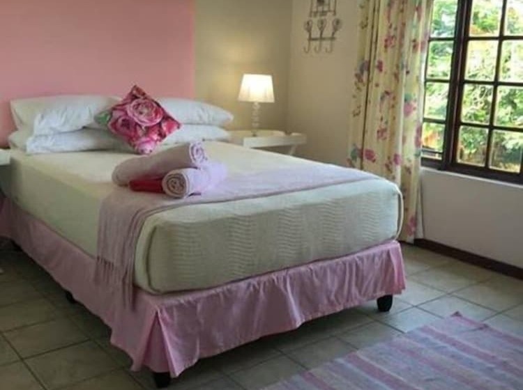 Bed and Breakfast Salt Rock Manor