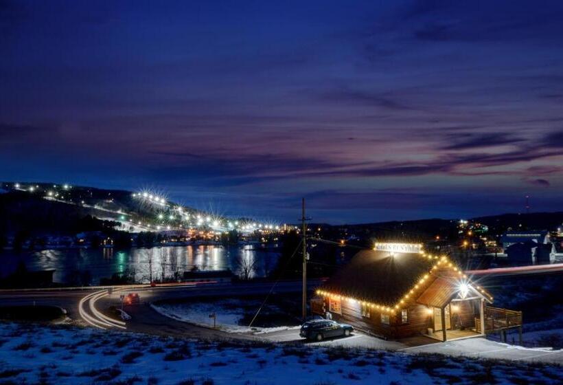 هتل The Lodges At Sunset Village