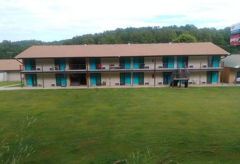 مُتل Blue Sky Inn  Veteran Owned, New Breakfast Area, Rennovated Rooms, 5 Plus Acres For You And Your Pet