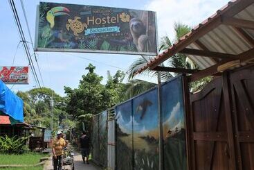 پانسیون Tortuguero Hostel & Backpackers