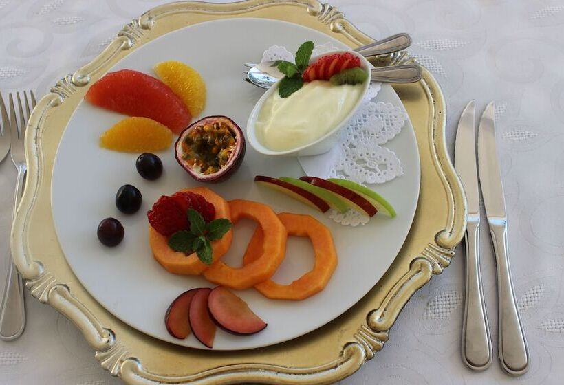 بنسيون La Barune Game Lodge