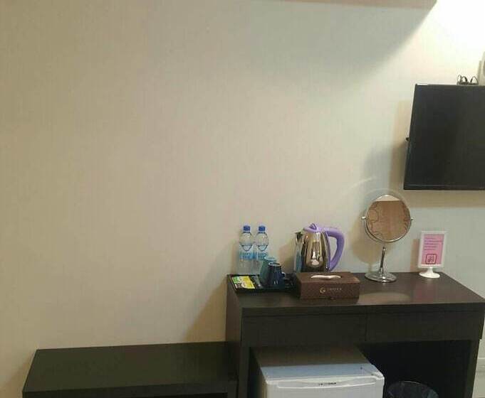 هاستل Gin Jian Commercial