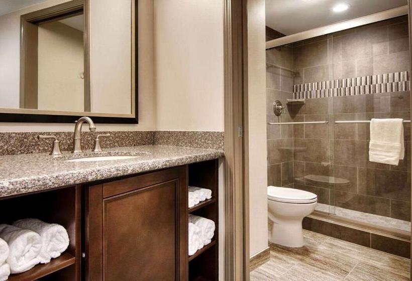 هتل Copeland Tower Suites, Ascend  Collection