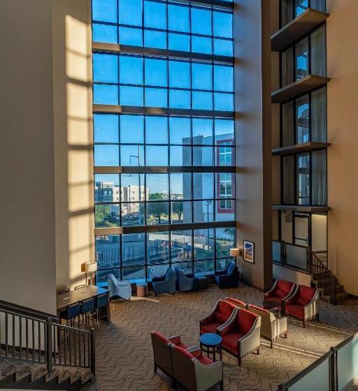 هتل Copeland Tower Suites, Ascend  Collection