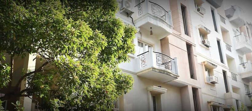 تختخواب و صبحانه Happy Planet