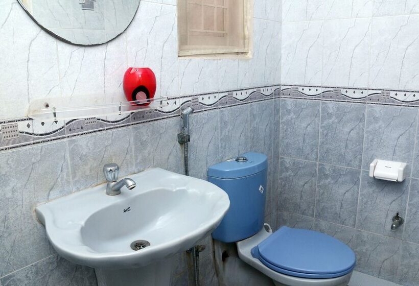 تختخواب و صبحانه Happy Planet