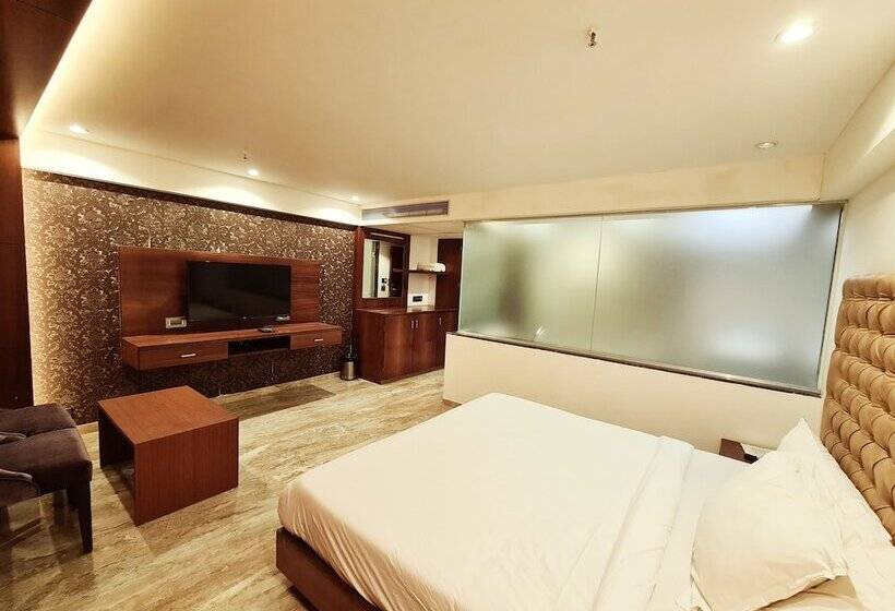 فندق Aryaan Resort And Residences