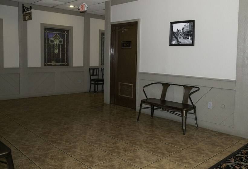 호텔 The Stables Inn & Suites