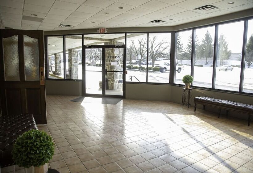 호텔 The Stables Inn & Suites