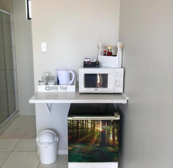 پانسیون 10 On Beresford