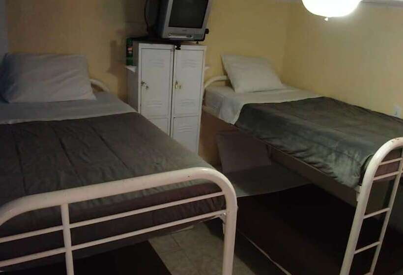 پانسیون Hostel Room Aruba