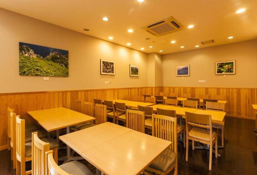 هتل Komagane Premont