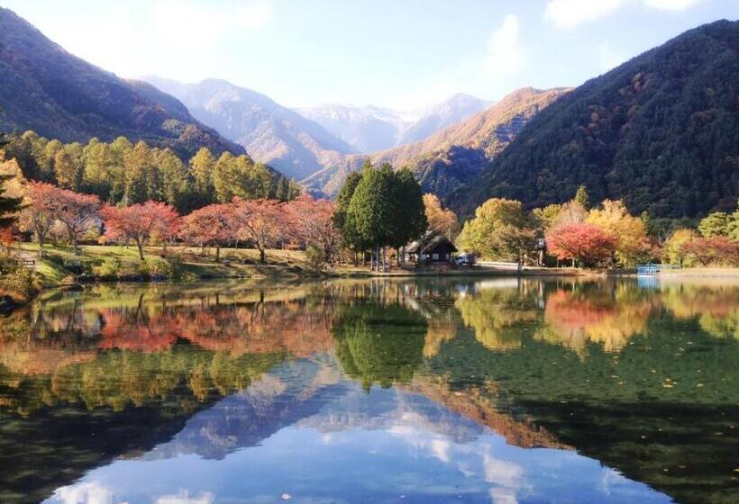 هتل Komagane Premont