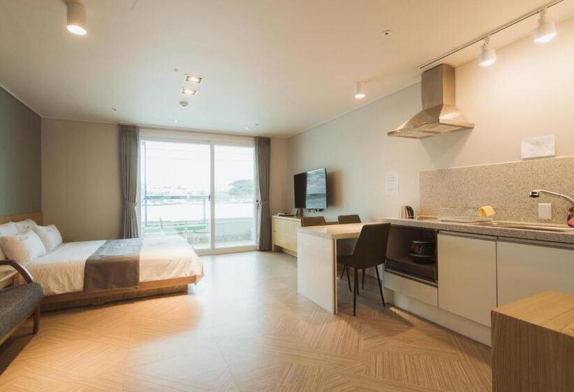 Lium Spa Hostel