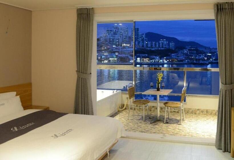 Lium Spa Hostel