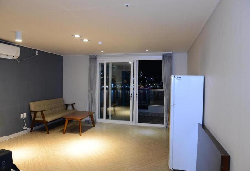 Lium Spa Hostel