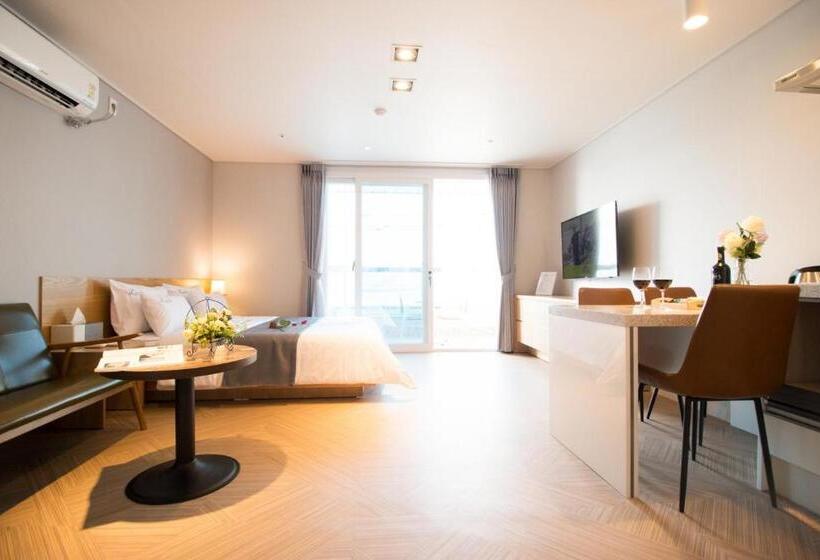 Lium Spa Hostel