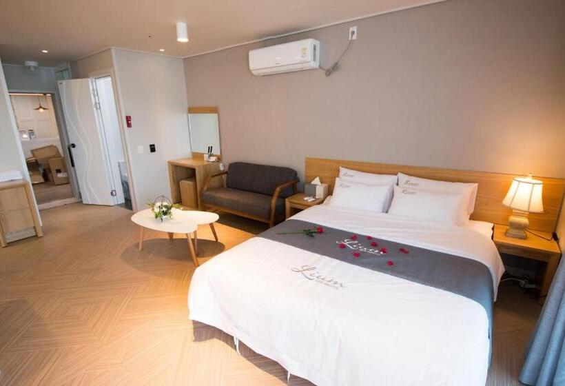 Lium Spa Hostel