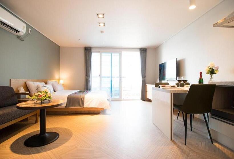 Lium Spa Hostel